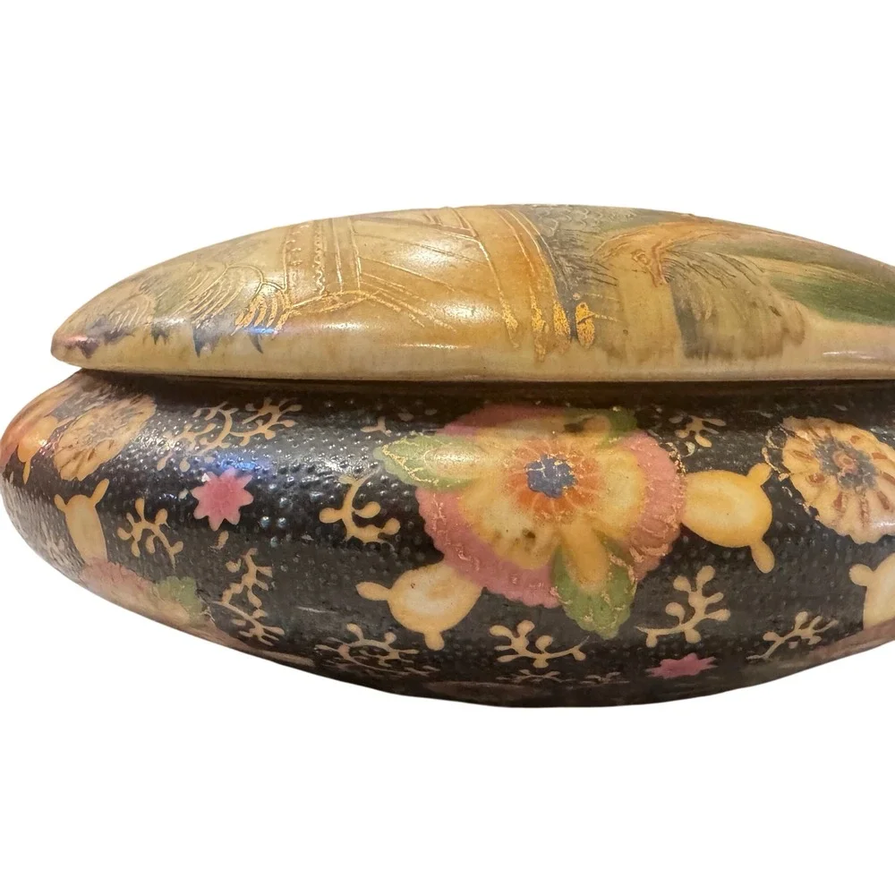 Vintage Post WW2 Satsuma Porcelain Trinket Box Hand Painted Geisha Boat  Lid EUC